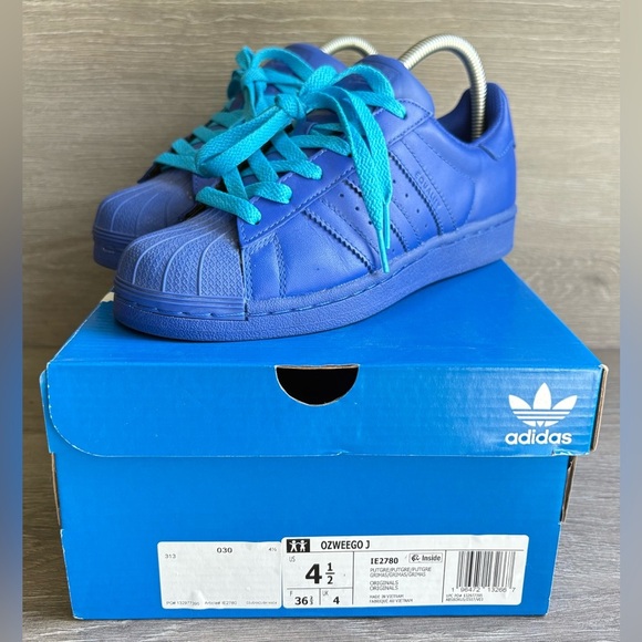 Adidas Superstar Pharrell Williams EQUALITY Supercolor Blue Shoes Size Youth 4.5 - Picture 1 of 9